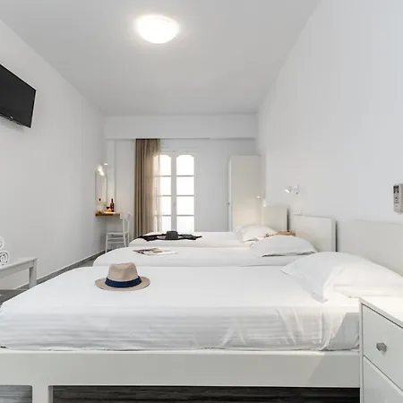 Azur Mare Naxos Aparthotel *